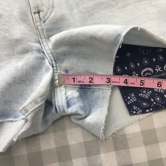 Jeans shorts Old Navy stretchy jeans high waisted shorts bleached size 16 - Picture 5 of 10
